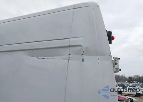 2015 Ram Promaster 3500 High Roof z USA, uszkodzony, nr VIN 3C6URVJD2FE500383